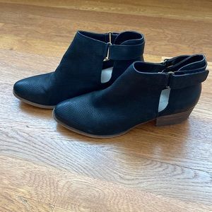 Caslon Booties